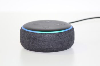 Alexa Echo Smart Home Box Jukebox  - finnhart / Pixabay